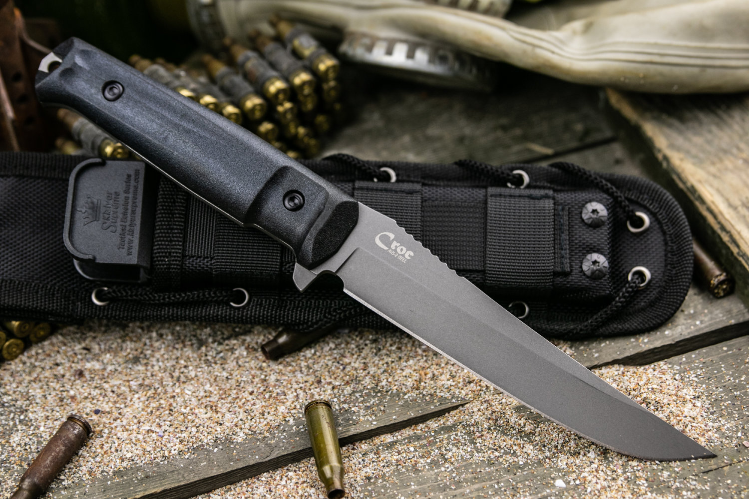 Нож Kizlyar Supreme Croc D2 TW (Tacwash, черные ножны)